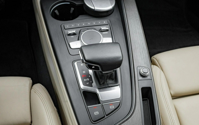 Audi A4 cena 114850 przebieg: 82336, rok produkcji 2019 z Wielichowo małe 742